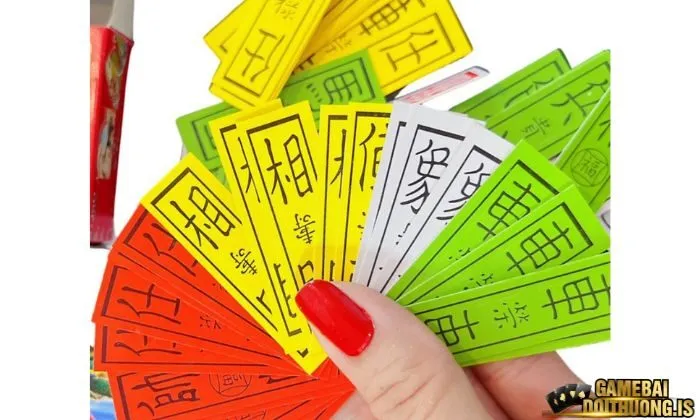 Cách chơi bài tứ sắc đơn giản mà thú vị